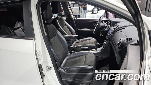 Chevrolet Korea Trax 2015 — photo 16