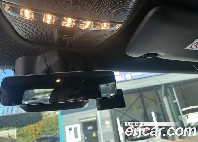 Mercedes-Benz G-Class 2021 — photo 10