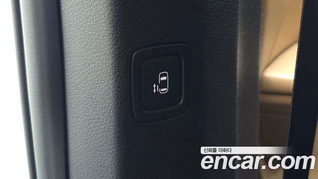 Kia Canival 2023 — photo 25