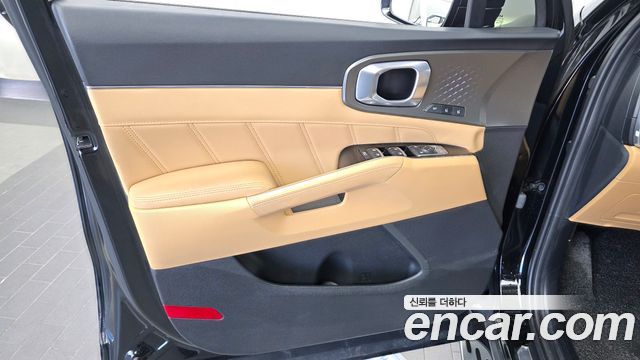 Kia Sorento 2023 — photo 14