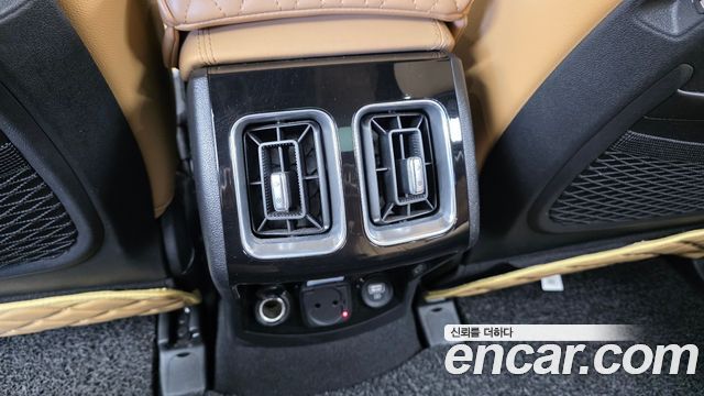 Kia Sorento 2023 — photo 32