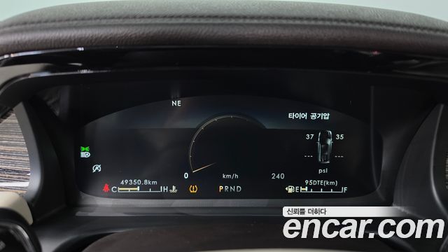 Lincoln Aviator 2020 — photo 11