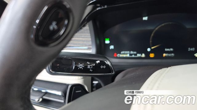 Lincoln Aviator 2020 — photo 26
