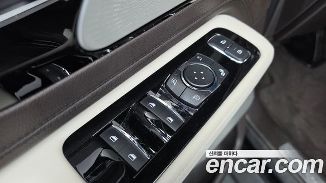 Lincoln Aviator 2020 — photo 28