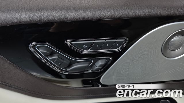 Lincoln Aviator 2020 — photo 32