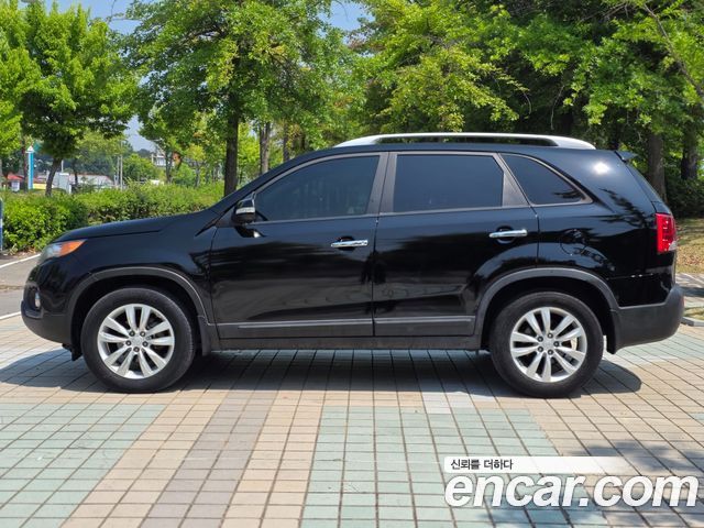 Kia Sorento 2010 — photo 3