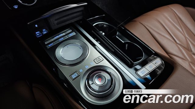 Genesis G80 2022 — photo 12