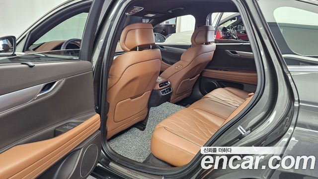Genesis G80 2022 — photo 17