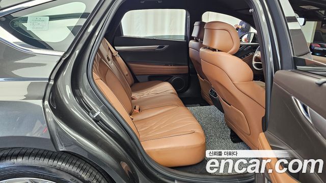 Genesis G80 2022 — photo 18