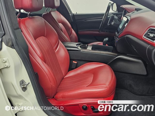 Maserati Ghibli 2017 — photo 10