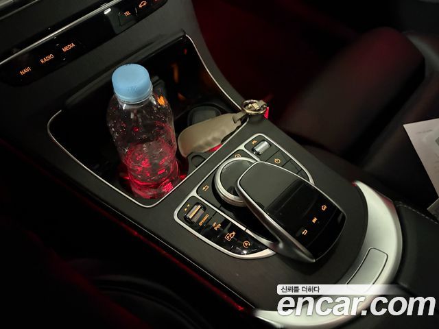 Mercedes-Benz C-Class 2019 — photo 8