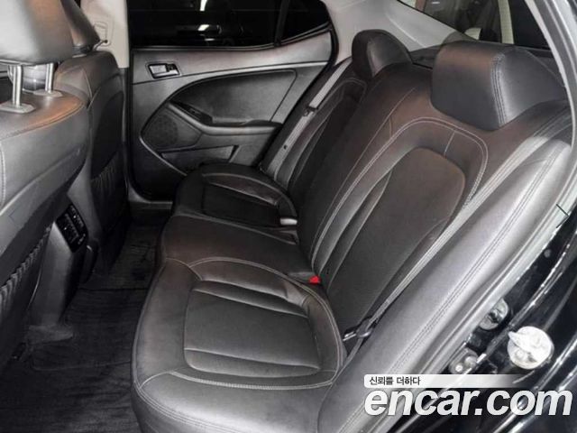 Kia K5 2012 — photo 7