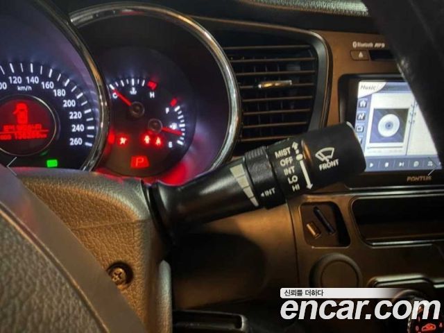 Kia K5 2012 — photo 14