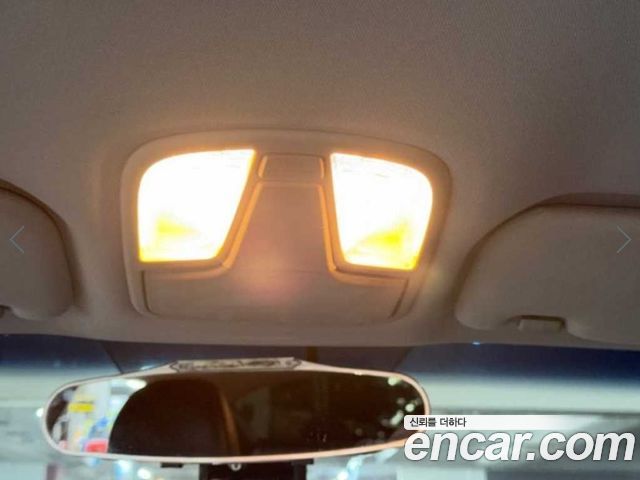 Kia K5 2012 — photo 17