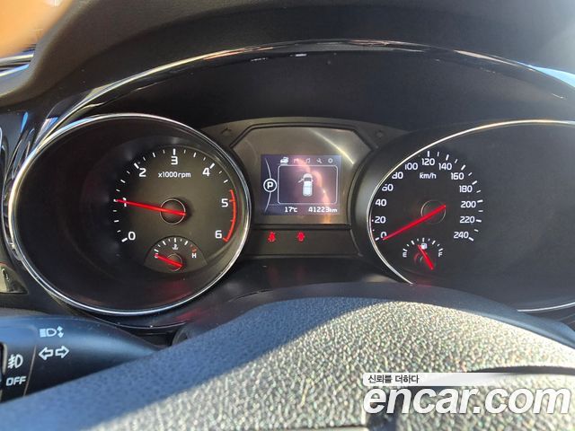 Kia Canival 2017 — photo 8
