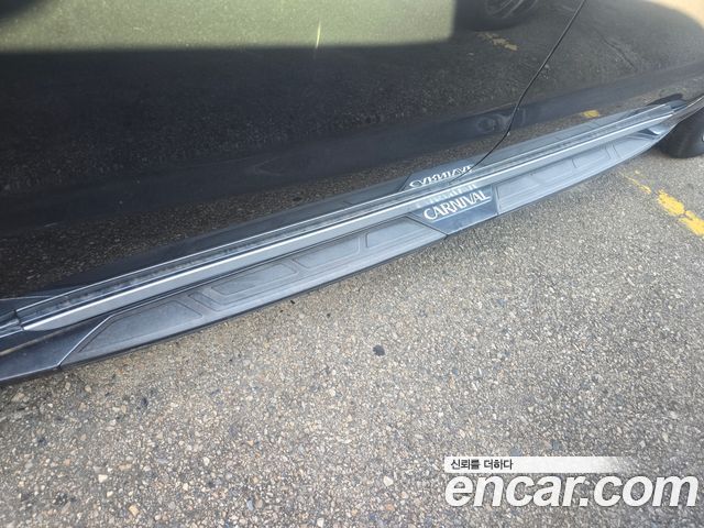 Kia Canival 2017 — photo 16