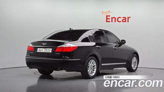 Hyundai Genesis 2011 — photo 2