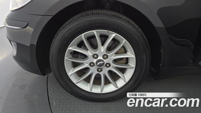 Hyundai Genesis 2011 — photo 5