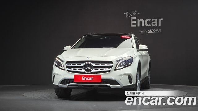 Mercedes-Benz GLA-Class 2018 — photo 3