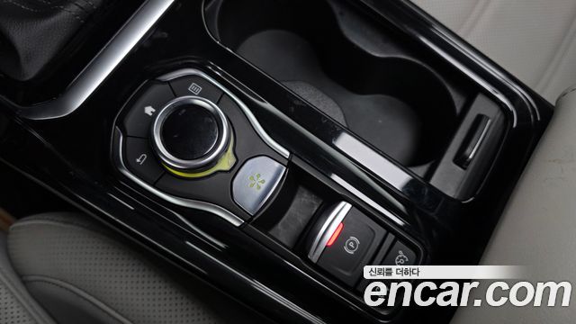 Renault Korea SM6 2016 — photo 12