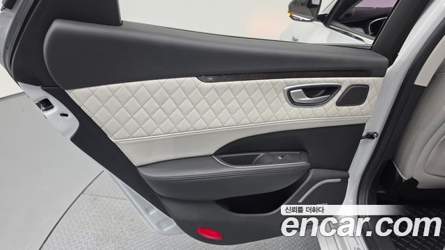 Renault Korea SM6 2016 — photo 15