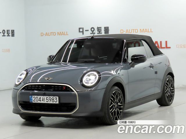 Mini Cooper Convertible 2025 — photo 1