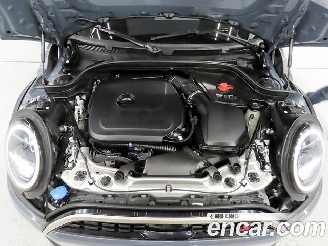 Mini Cooper Convertible 2025 — photo 6
