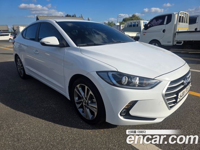Hyundai AVANTE 2017 — photo 3