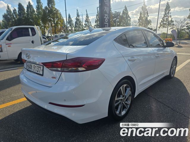 Hyundai AVANTE 2017 — photo 4
