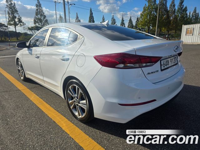Hyundai AVANTE 2017 — photo 6