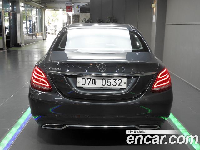 Mercedes-Benz C-Class 2016 — photo 4