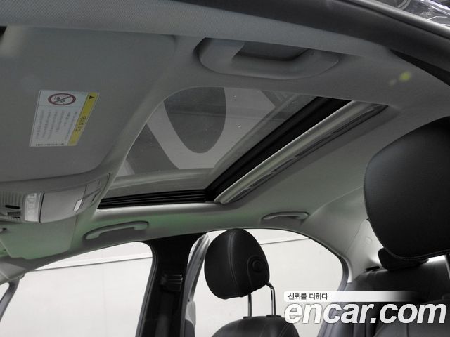 Mercedes-Benz C-Class 2016 — photo 11