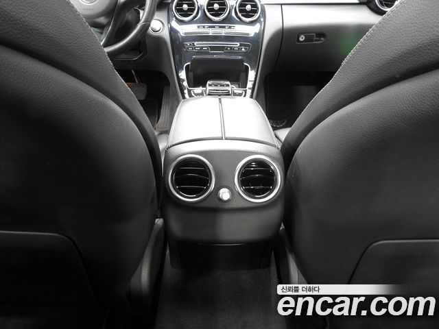 Mercedes-Benz C-Class 2016 — photo 15