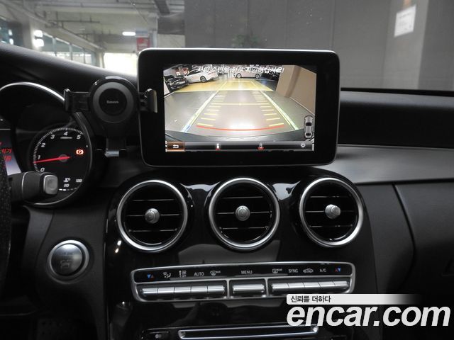 Mercedes-Benz C-Class 2016 — photo 18