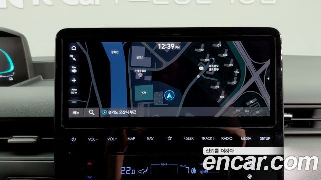 Hyundai Staria 2025 — photo 11