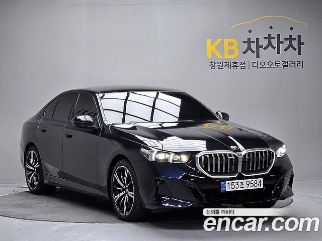 BMW 5-Series 2026 — photo 5
