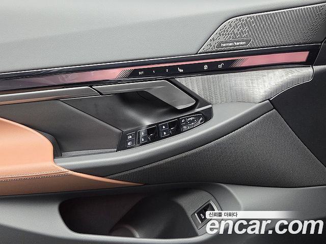 BMW 5-Series 2026 — photo 16
