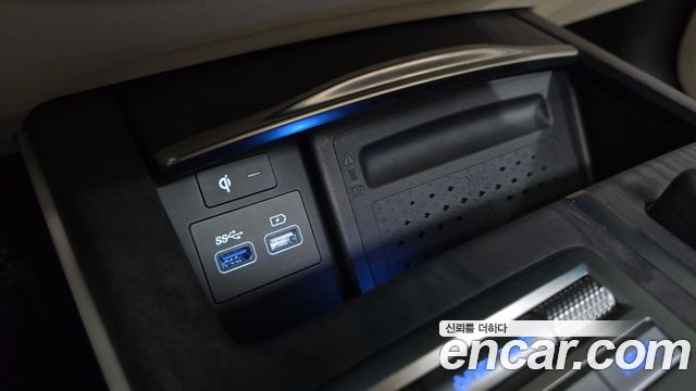 Genesis G80 2021 — photo 33