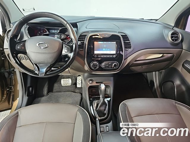 Renault Korea QM3 2016 — photo 5