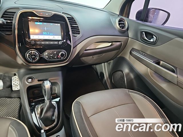 Renault Korea QM3 2016 — photo 10