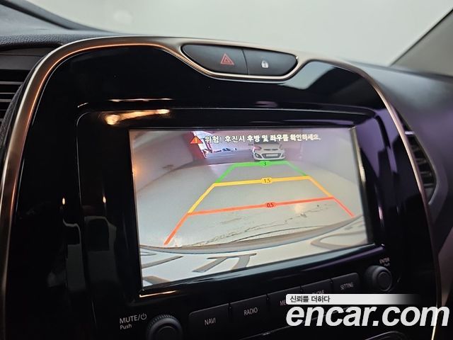 Renault Korea QM3 2016 — photo 15