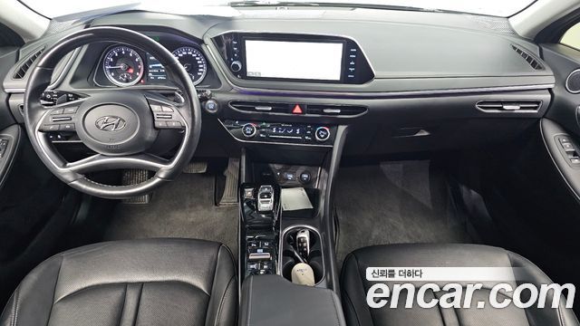 Hyundai Sonata 2022 — photo 10