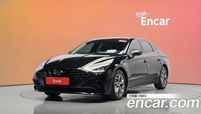 Hyundai Sonata 2022 — photo 1