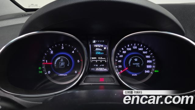 Hyundai Santafe 2013 — photo 11