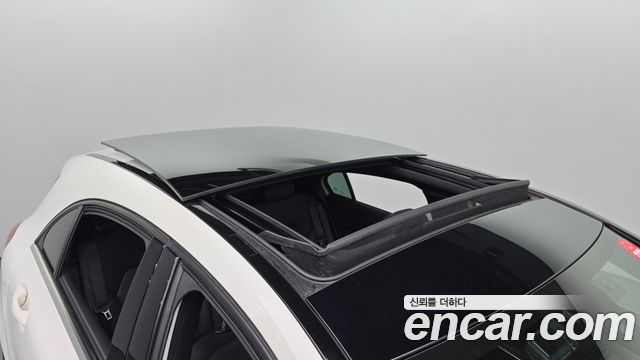 Mercedes-Benz A-Class 2017 — photo 27