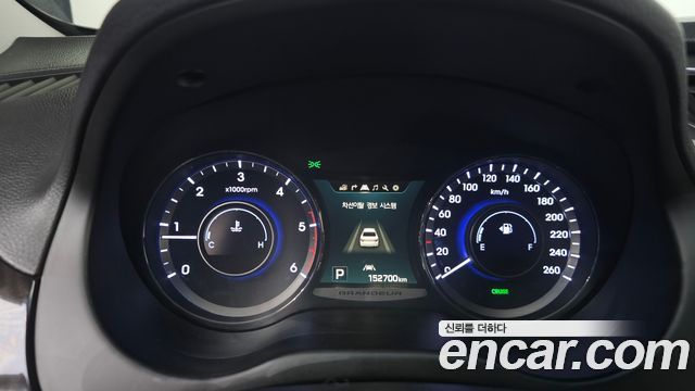 Hyundai Grandeur 2016 — photo 8