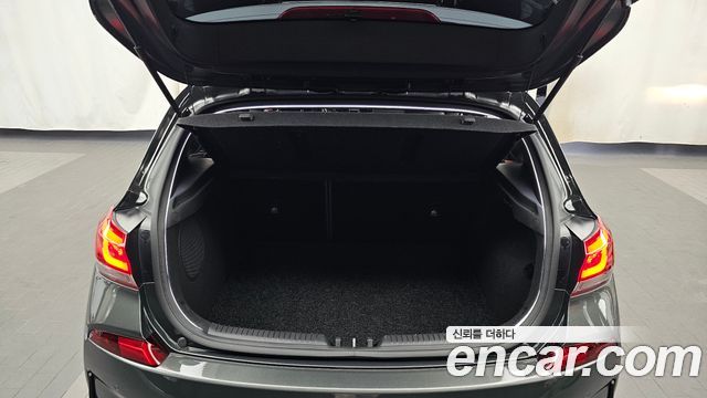 Hyundai i30 2020 — photo 20