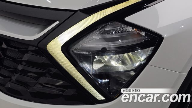 Kia Sportage 2022 — photo 8