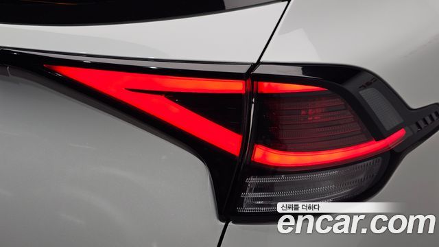 Kia Sportage 2022 — photo 9