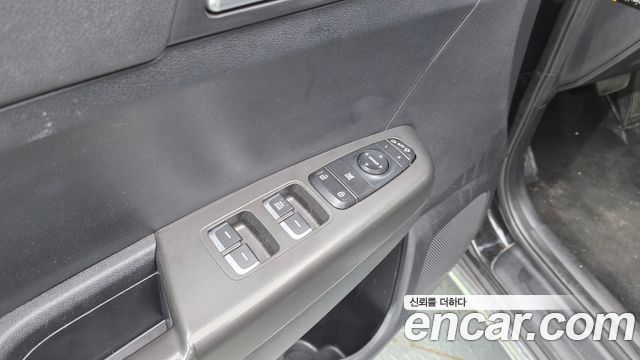 Kia Sportage 2016 — photo 13